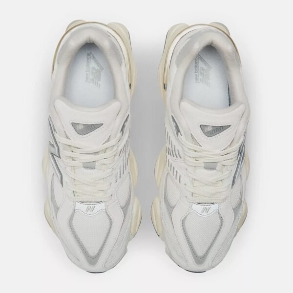 Tênis New Balance 9060